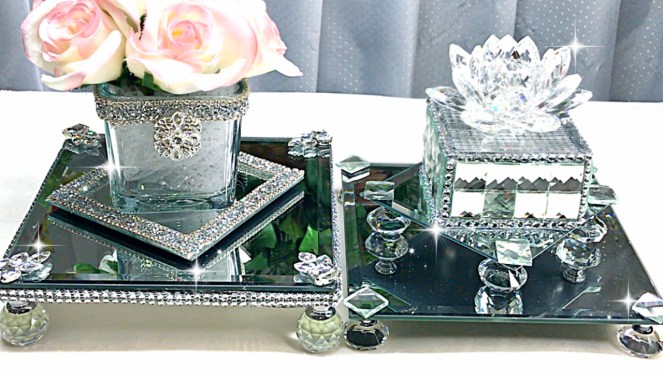 2 Mirror Room Accessories